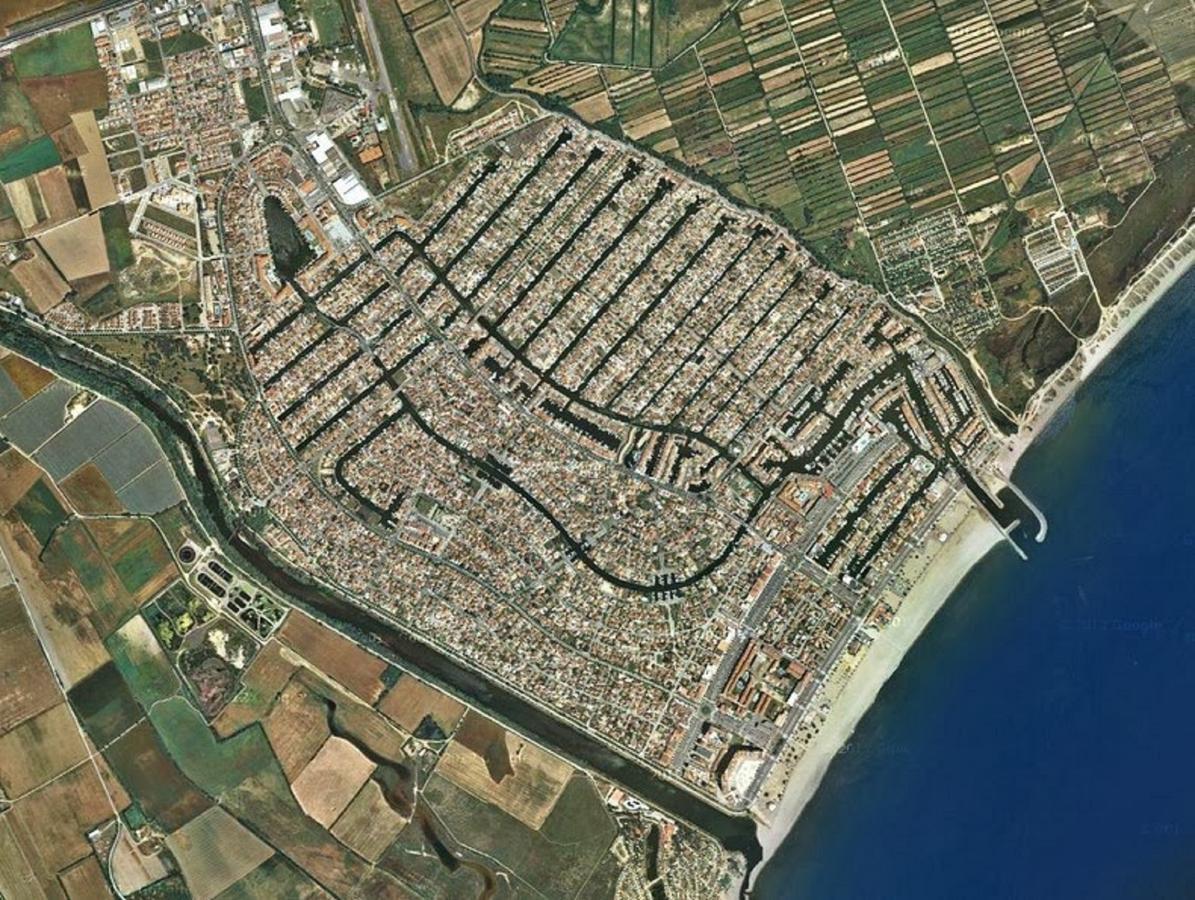 Goldhome - Sylvia - Vistas Espectaculares Al Mar Empuriabrava Exterior photo